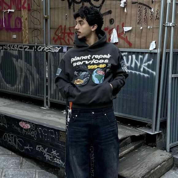 Broken Planet REPAIR SERVICES HOODIE - Size Medium - Picture 1 of 8